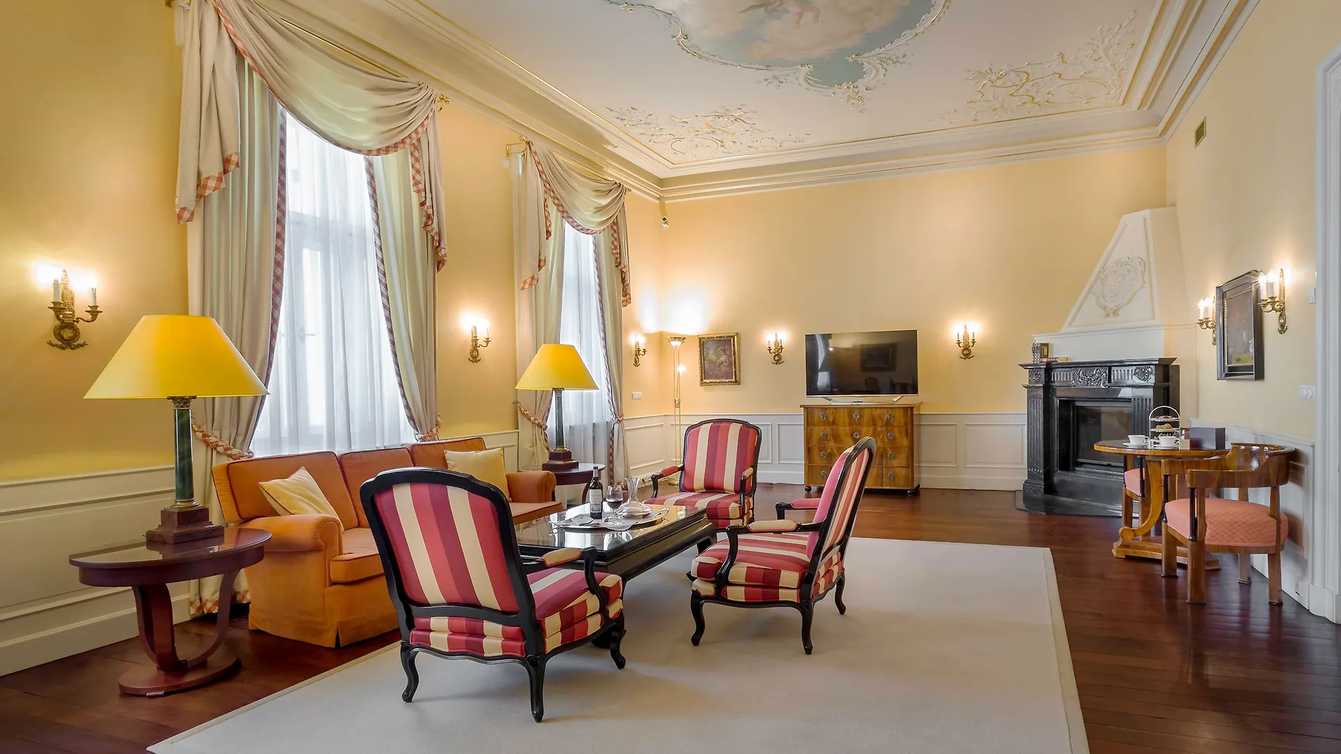 *****  Le Palais Art Hotel Praga República Checa