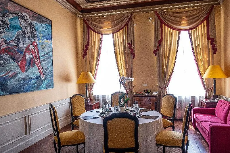 Le Palais Art Hotel Praga 5*,  República Checa